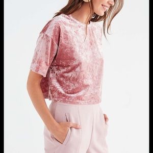 UO cropped velvet tee